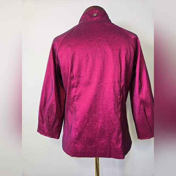 Kerrybrooke Shiny Magenta Jacket With Button Down Collar and 3/4 Sleeves. Small - Picture 7 of 15
